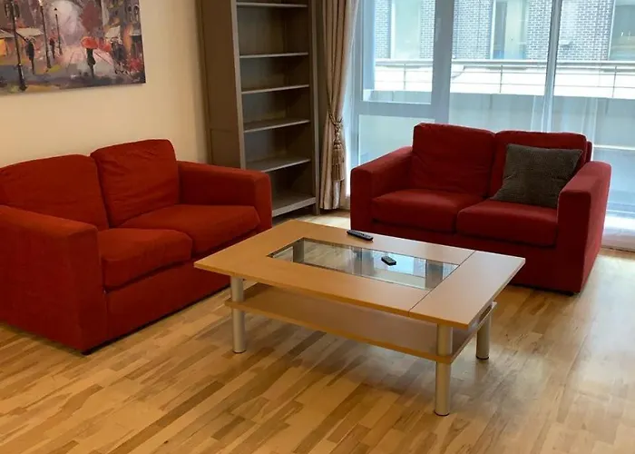 Luxury Talbot Street アパート